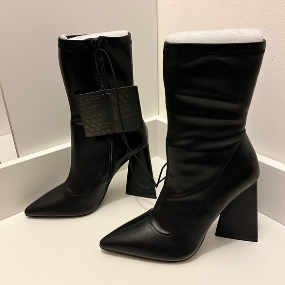 Forever 21 Faux Leather Pointed Booties - Picture 1 of 7